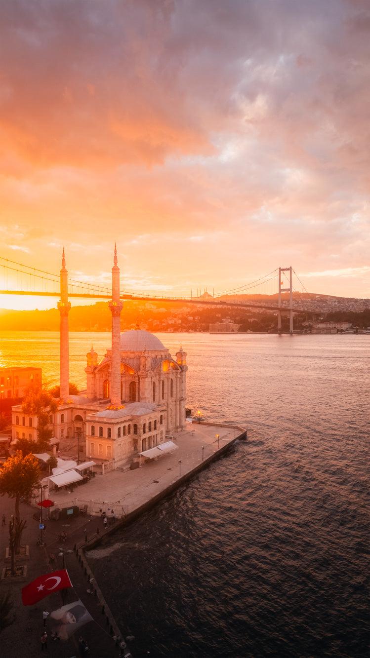 Sunrise in Istanbul Bosphorus | Turkey - Etem Visuals