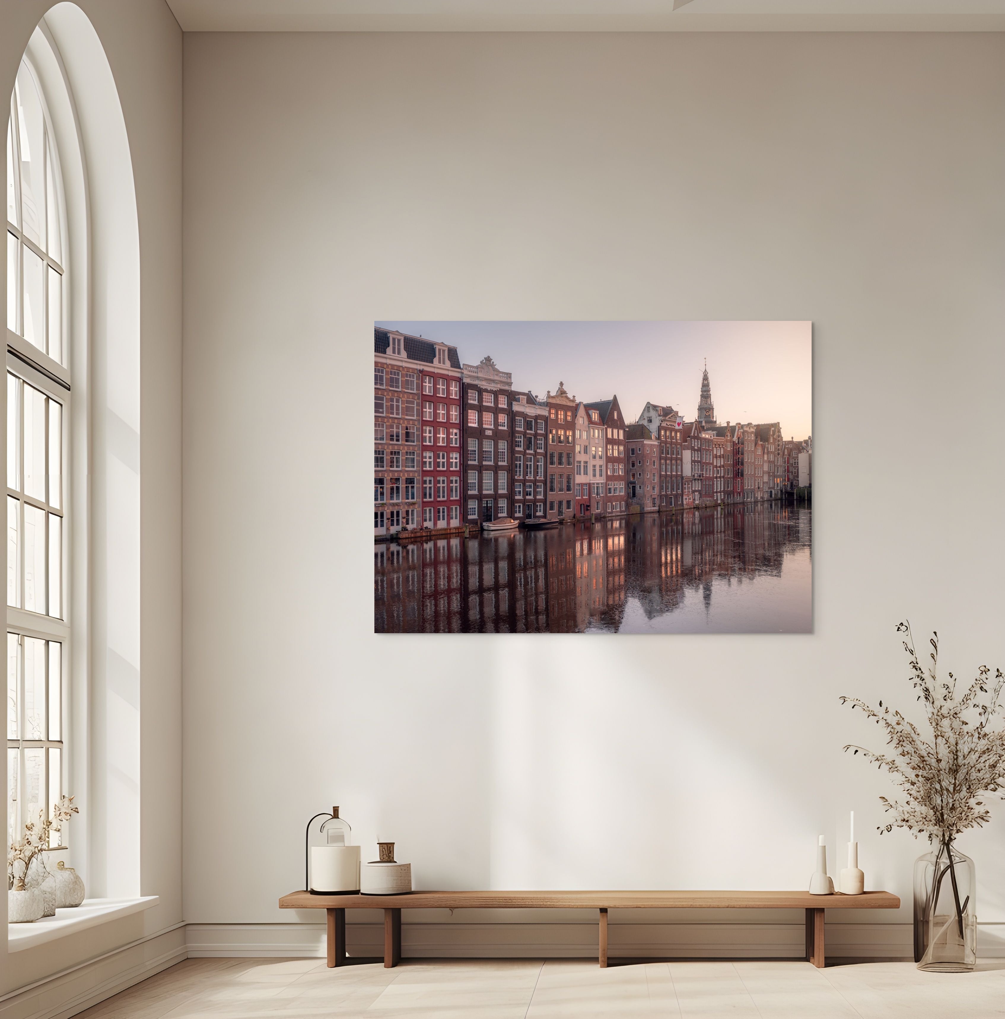 EtemVisuals-Golden_Hour_Reflections_in_Damrak